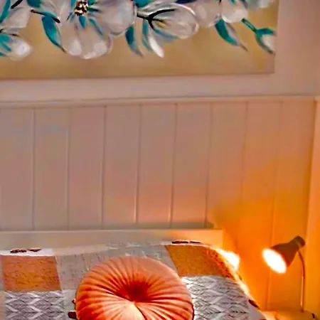 Studio & Free Parking, Aircool, Fresh Bedding * Lovran