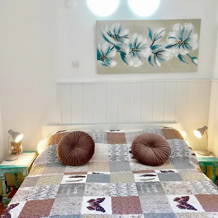 Studio & Free Parking, Aircool, Fresh Bedding Apartment Lovran